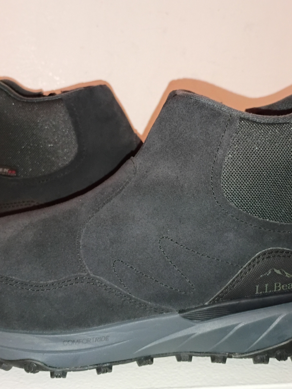 L.L. Bean Women' Black Snow SnnekersSuede Leather Slip-On Winter Boots